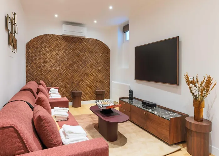 Апартаменты Magnificent - 4br 10p - Arc De Triomphe