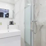 Magnificent - 4br 10p - Arc De Triomphe Apartment *